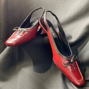 Vaneli‎ Red and Black Leather Slingback Pump